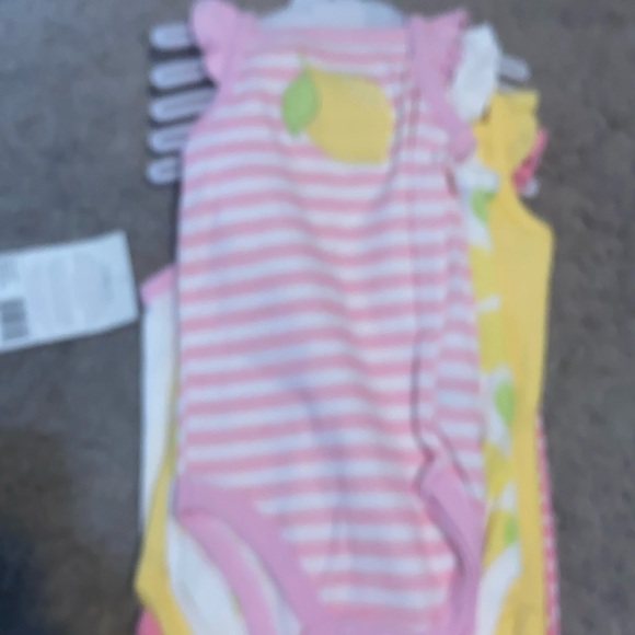 NWT Infant 5 Pack of Sleeveless Bodysuits 0-3 Months - Picture 7 of 9